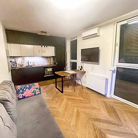 Garden Apartment Self Check-In - Bezkluczowy Dostep W 10 Minut O Kazdej Porze 크라쿠프 외부 사진